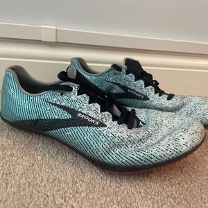 Brooks Mach 19 Spikeless